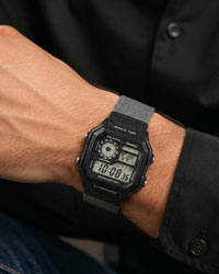 ساعت مردانه Casio World time بند برزنتی
