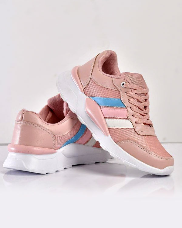 کفش مخصوص پیاده روی adidas