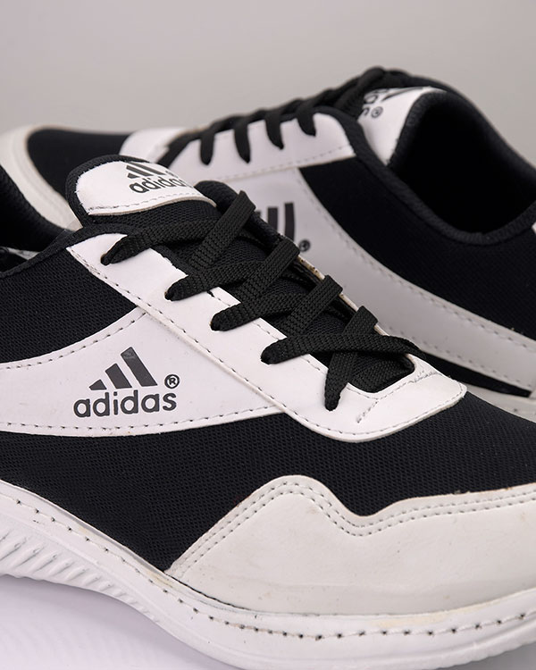 کفش ورزشی مردانه مدل ADIDAS سفید و مشکی