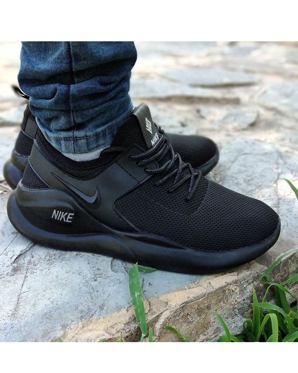 کفش ورزشی مردانه Nike