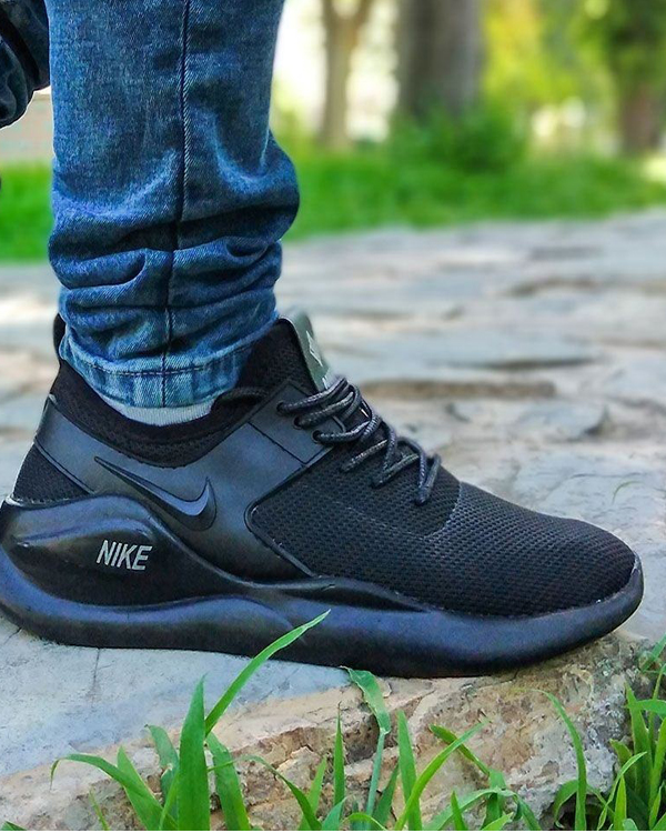 کفش ورزشی مردانه Nike