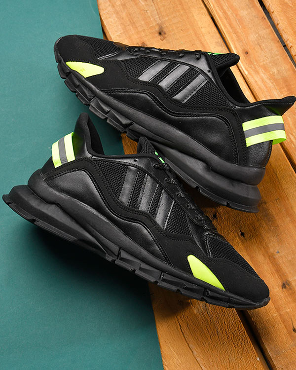 كفش مردانهAdidas مدلArvin