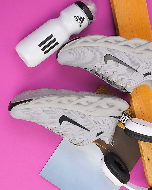 كفش مردانهNike طوسي مدلAraz