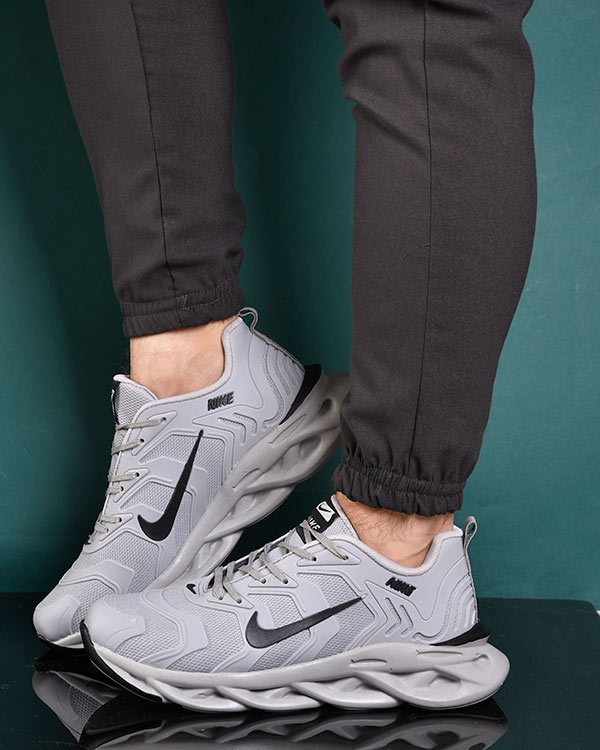 كفش مردانهNike طوسي مدلAraz