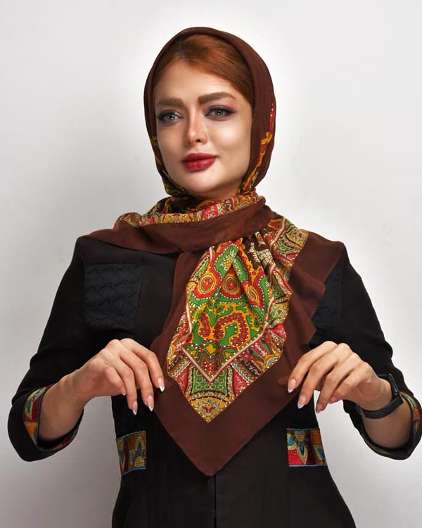 روسری نخی زنانه