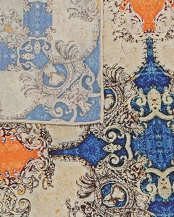 روسری زنانه طرح دار