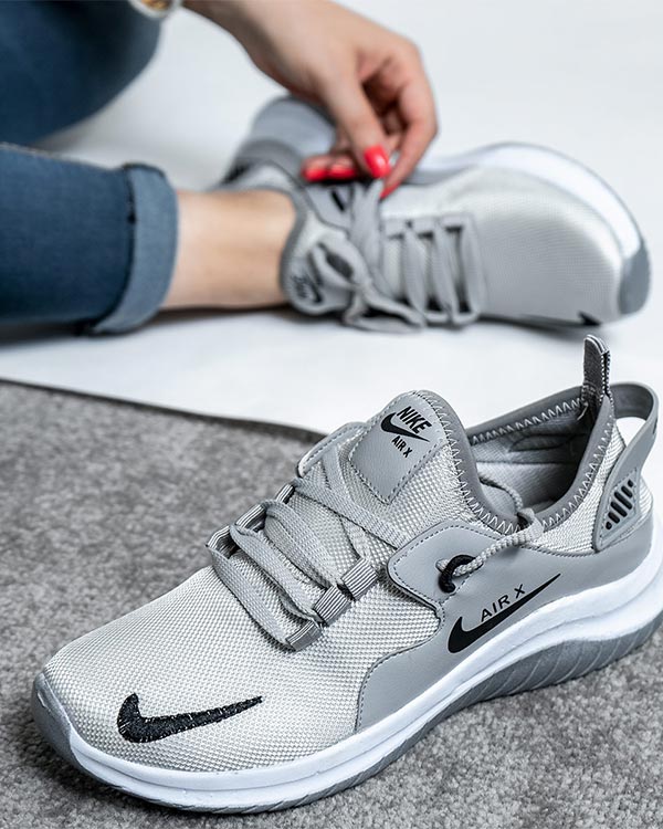 كفش ورزشي Nike دخترانه طوسي مدل Sarva
