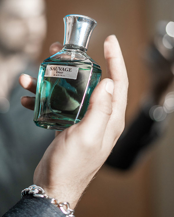 عطر مردانه Dior مدل Sauvage