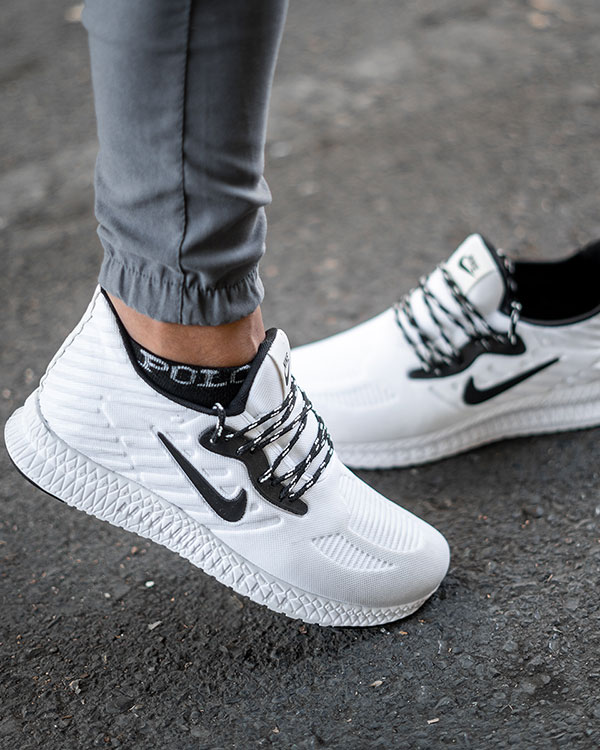 کفش ورزشی Nike مردانه سفید مدل Roham