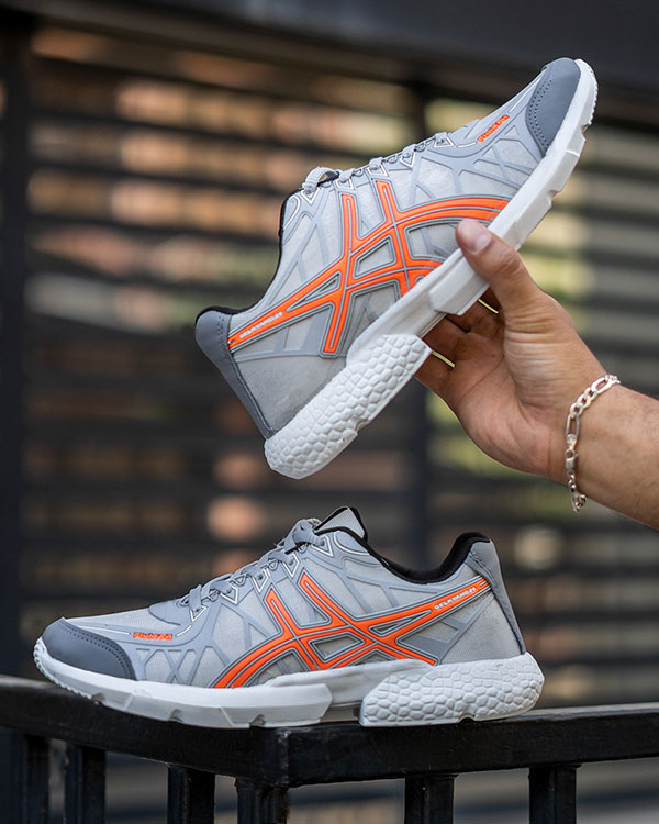 کفش ورزشی Asics مردانه طوسی نارنجی مدل Snopy