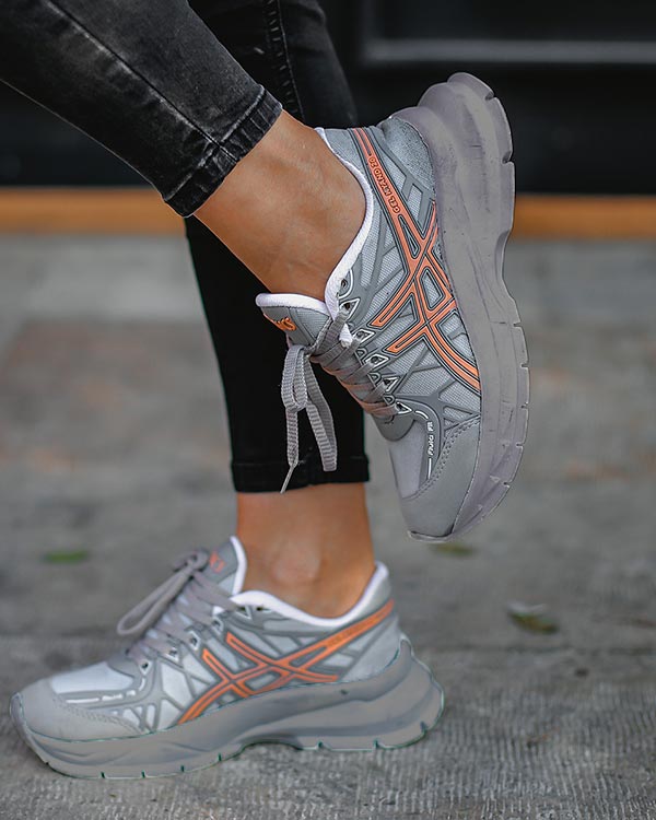 کفش ورزشی Asics زنانه طوسی نارنجی مدل Tina