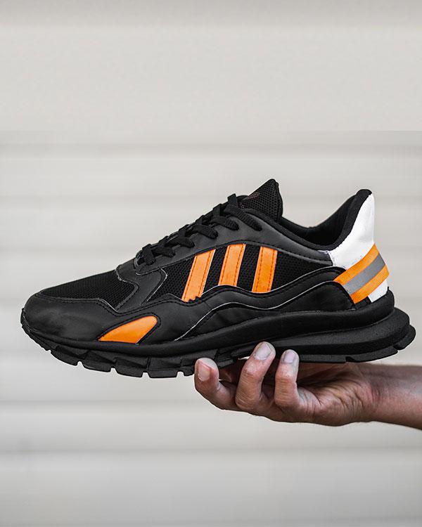 کفش ورزشی Adidas مردانه مشکی نارنجی مدل Levin