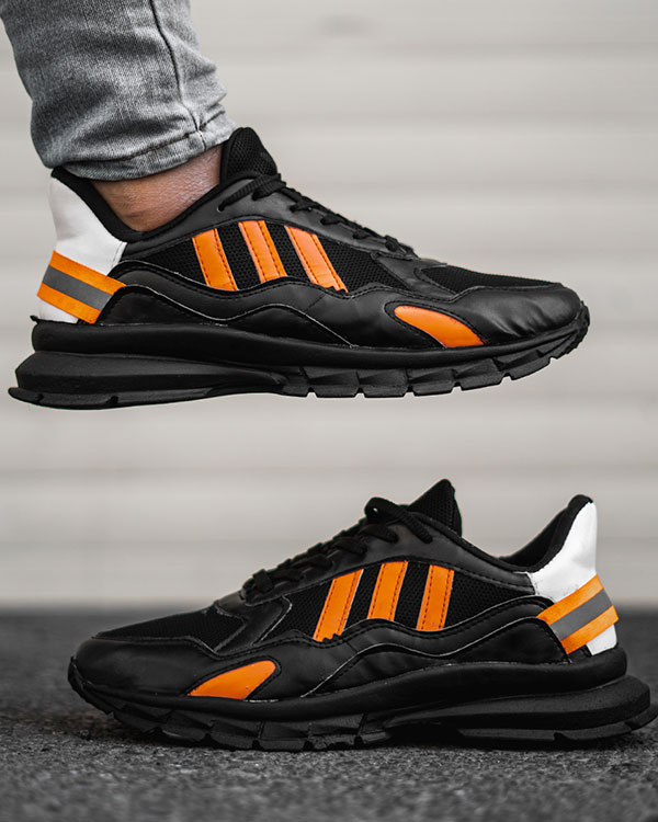 کفش ورزشی Adidas مردانه مشکی نارنجی مدل Levin