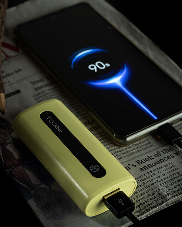 پاور بانک پرودا مدل E5 5000mAh