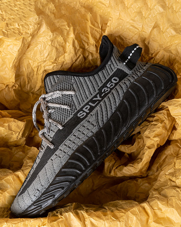 کفش Adidas  مردانه مدل Yeezy 350