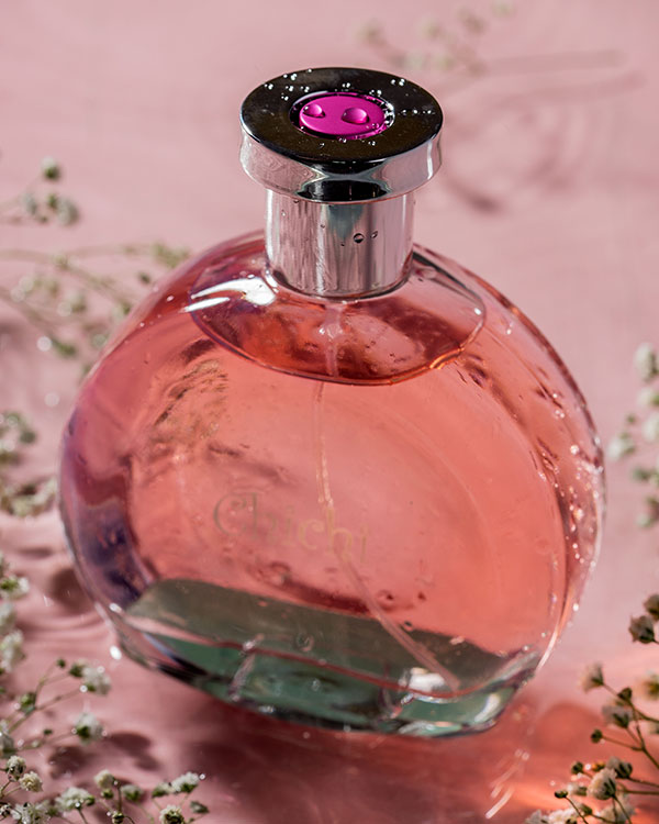عطر زنانه مدل chichi صورتي