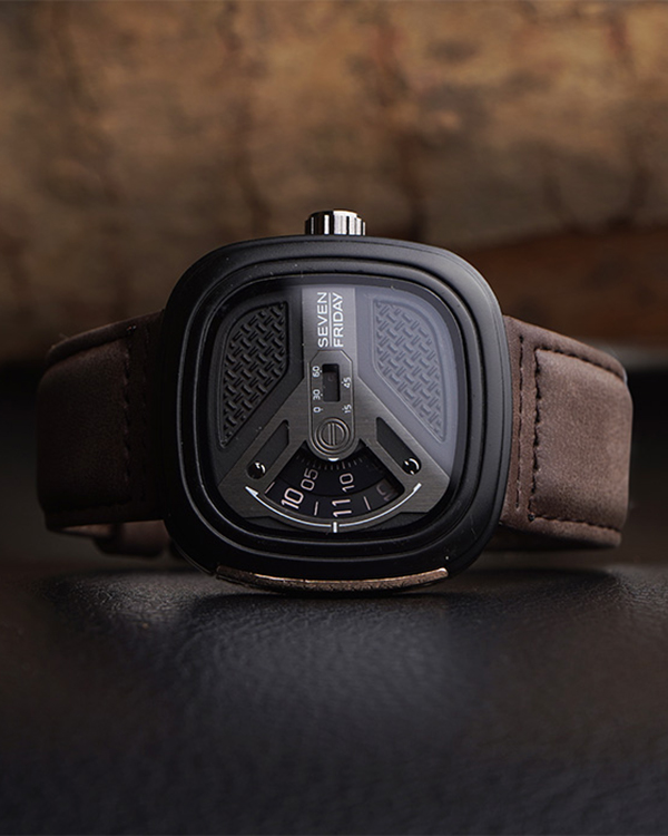 ساعت sevenfriday  مدل richard