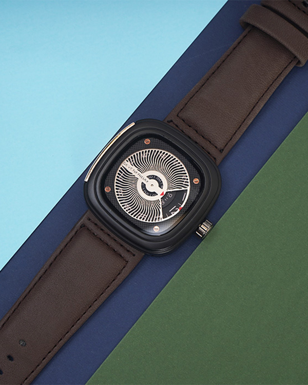 ساعت sevenfriday  مدل Wave