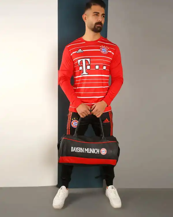 کیف ورزشی  مدل Bayern München