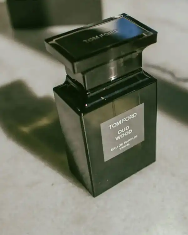 عطر مدل Tom Ford Oud Wood374