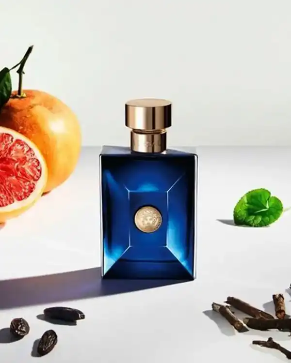 عطر مردانه مدل Versace Dylan Blue