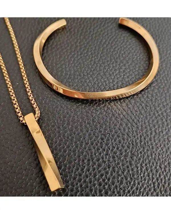 ست گردنبند و بنگل پیچ خورده