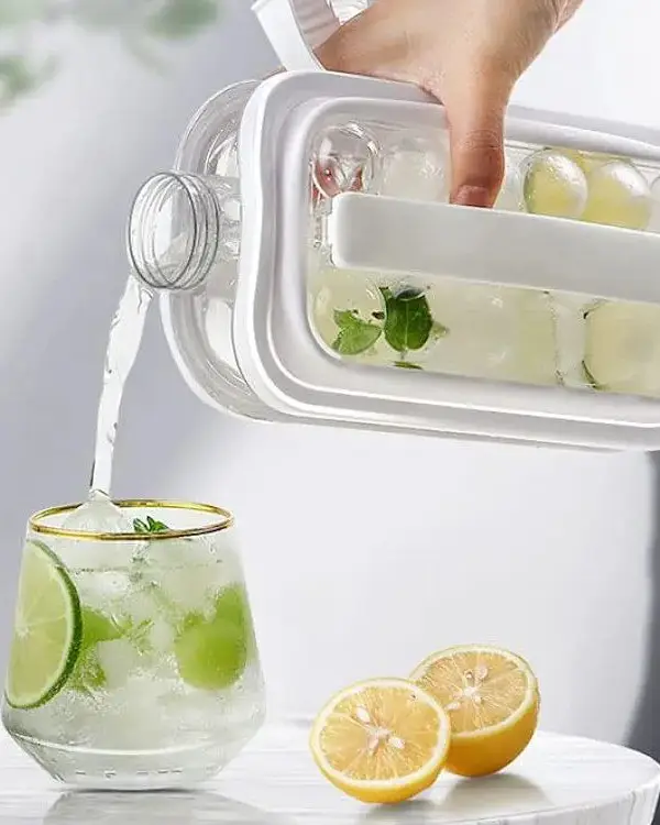 قمقمه یخ ساز