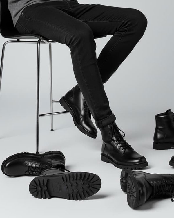 نیم بوت مردانه زیپی مدل Bershka