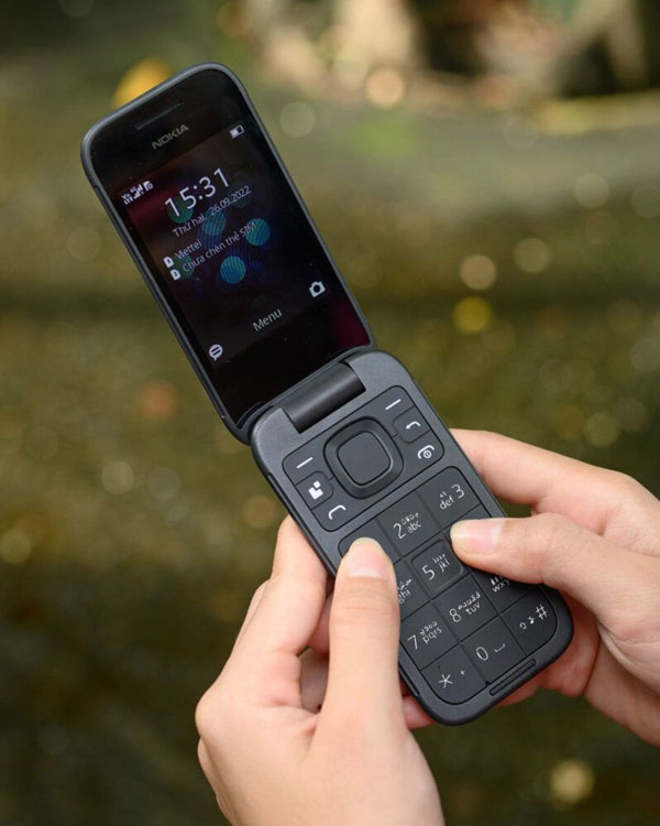 گوشی موبایل تاشو نوکیا Nokia 2660 Flip 4G ظرفیت 128 مگابایت (پک اورجینال)
