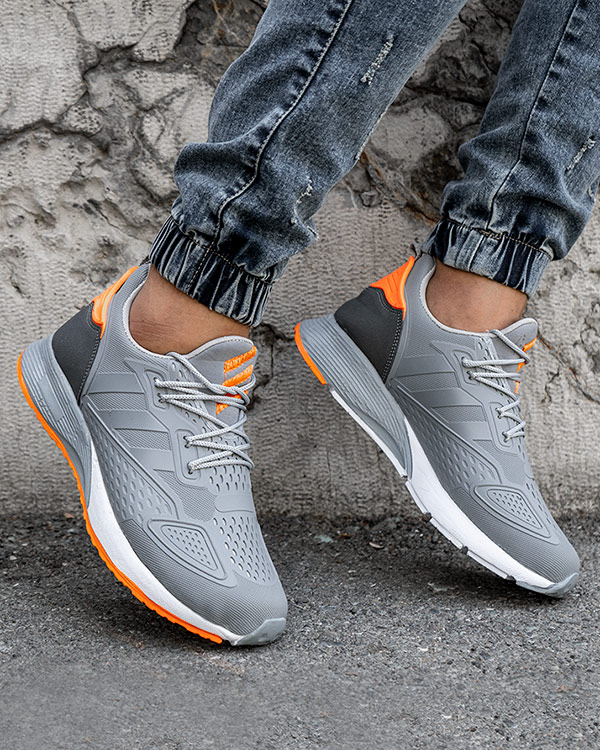 كفش ورزشي Adidas نارنجي طوسي مردانه مدل Ipala