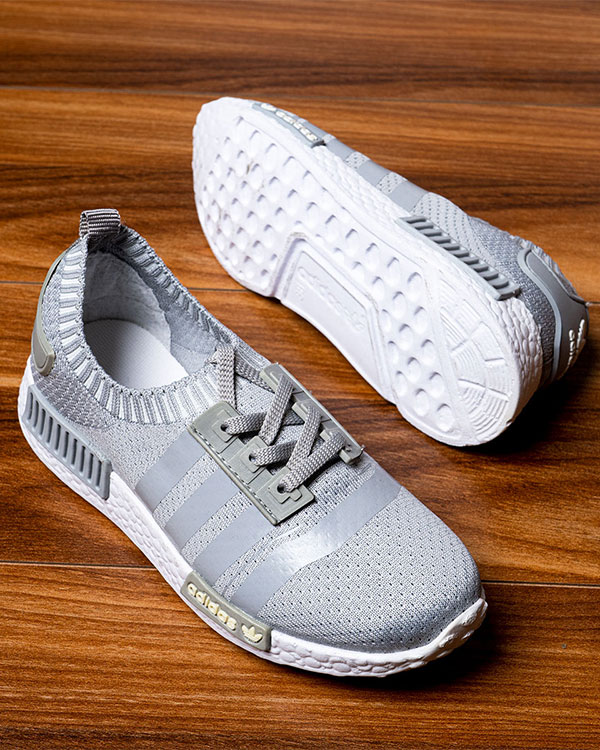 كفش ورزشي طوسي adidas زنانه مدل Anika