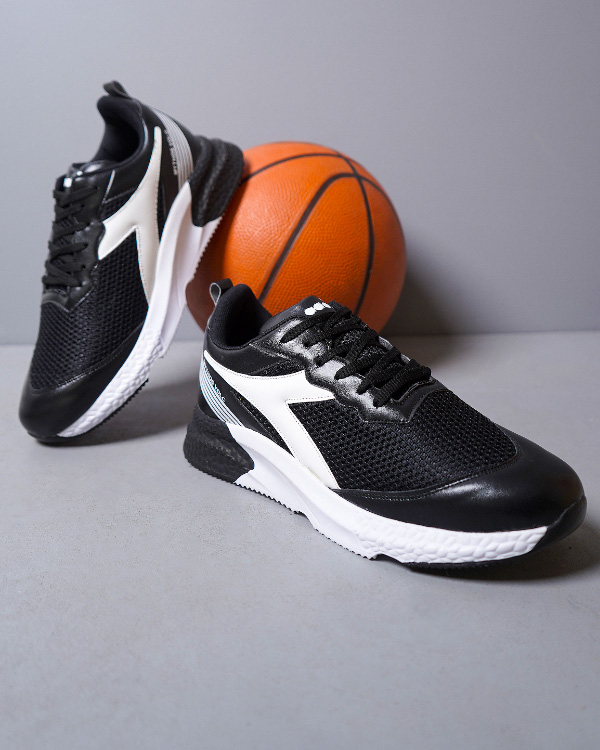 كفش مردانه Diadora مدل S500 رنگ مشكي