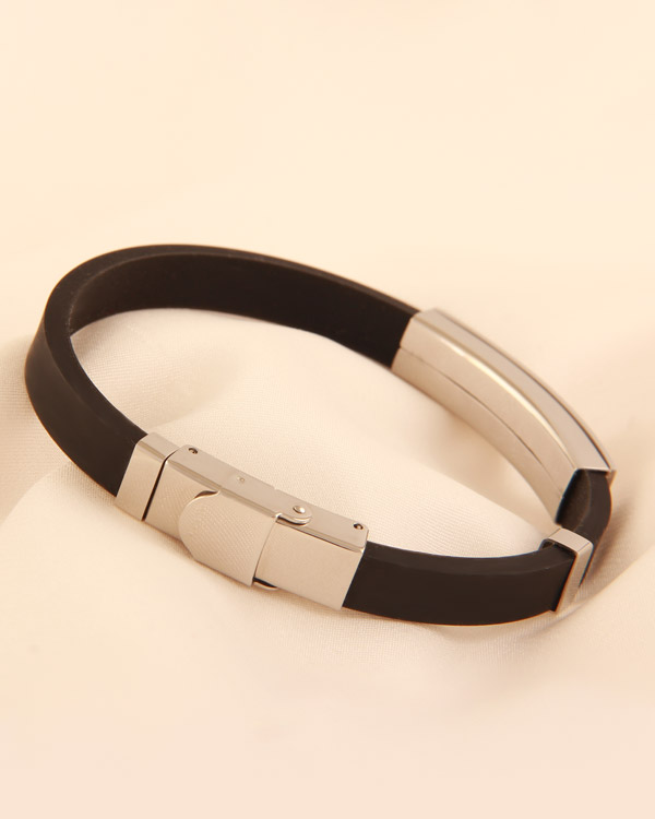 دستبند مردانه vercase