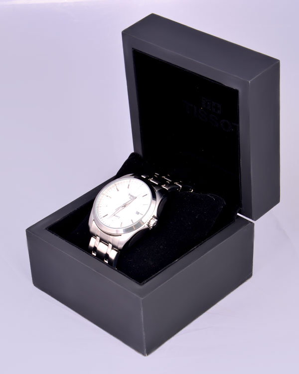 ساعت طرح Tissot