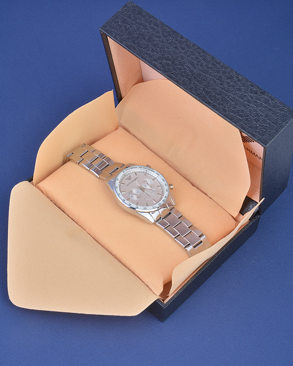 ساعت طرح Emporio Armani