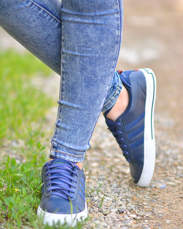 کفش زنانه ورزشی طرح adidas مدل 1350