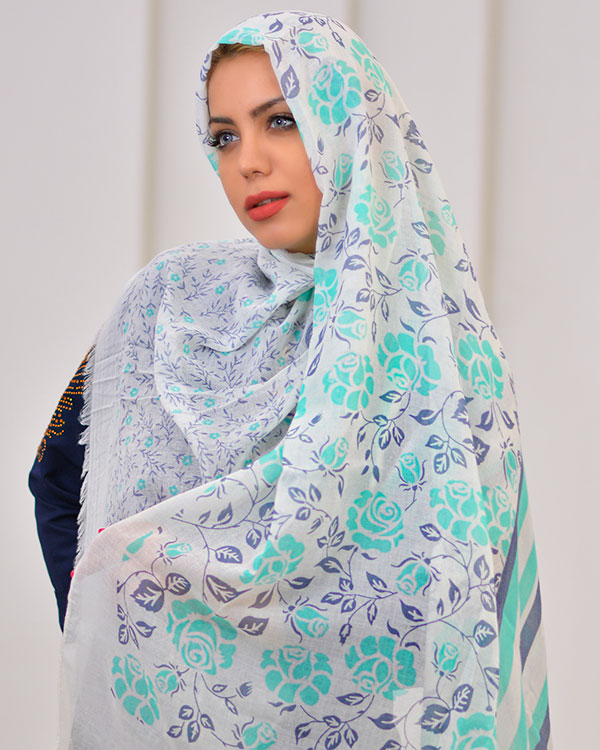 شال زنانه طرح گل رز مدل 700
