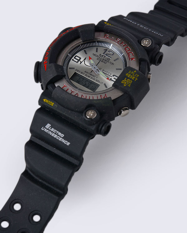 ساعت مردانه طرح G-SHOCK مدل 3893