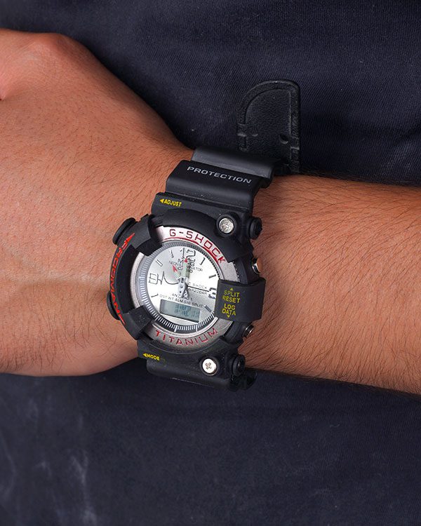 ساعت مردانه طرح G-SHOCK مدل 3893