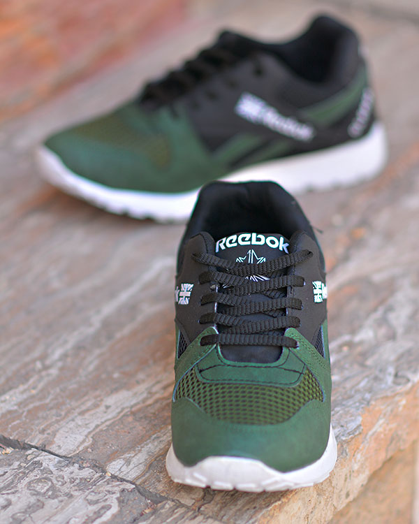 کفش ورزشی مردانه طرح Reebok مدل 1084