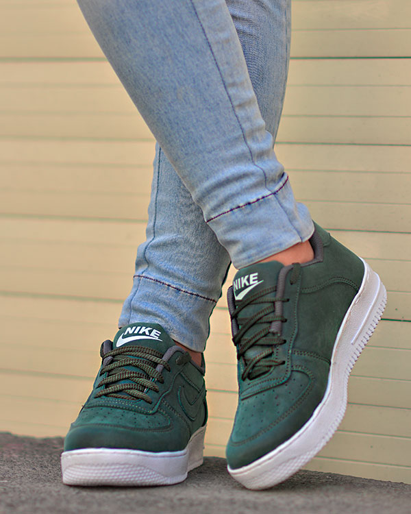 کفش زنانه ورزشی طرح Nike مدل 7017