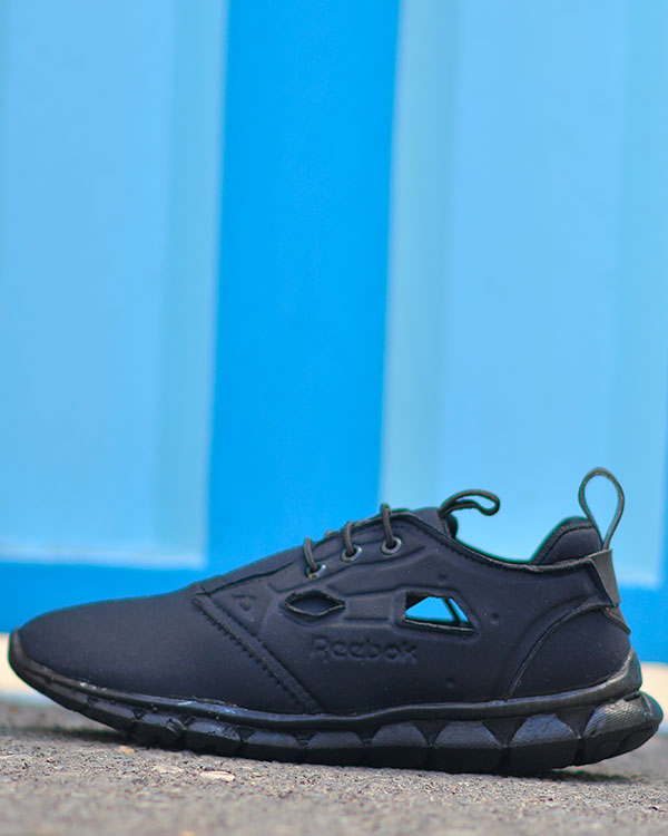 کفش ورزشی زنانه طرح Reebok مدل 0950