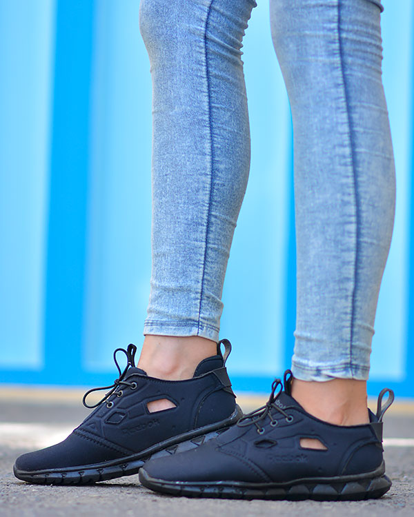 کفش ورزشی زنانه طرح Reebok مدل 0950