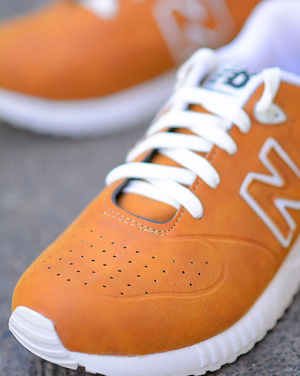 کفش ورزشی New Balance مدل 0748