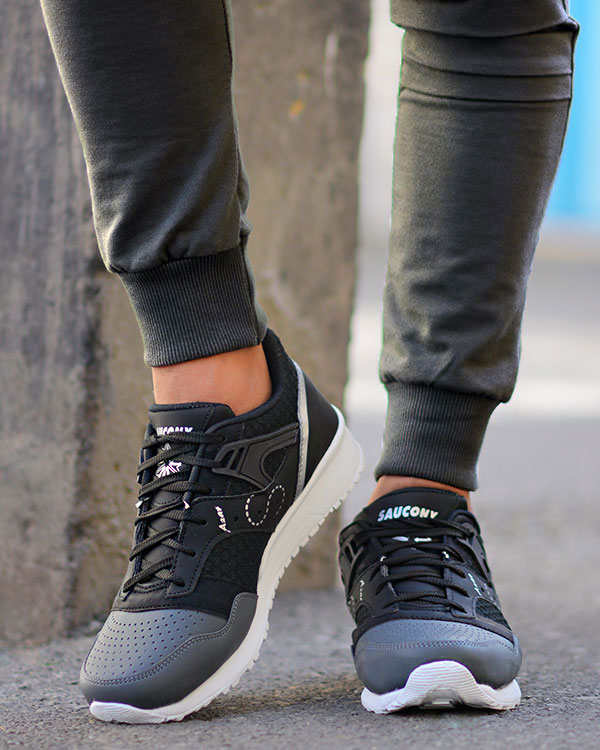 کفش ورزشی مردانه طرح Saucony مدل 0652