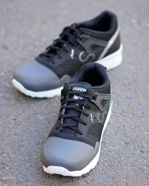 کفش ورزشی مردانه طرح Saucony مدل 0652