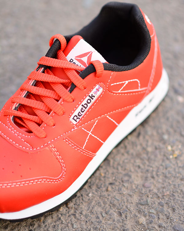 کفش ورزشی زنانه طرح Reebok مدل 0323