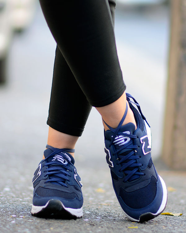 کفش ورزشی زنانه طرح New Balance مدل 0239