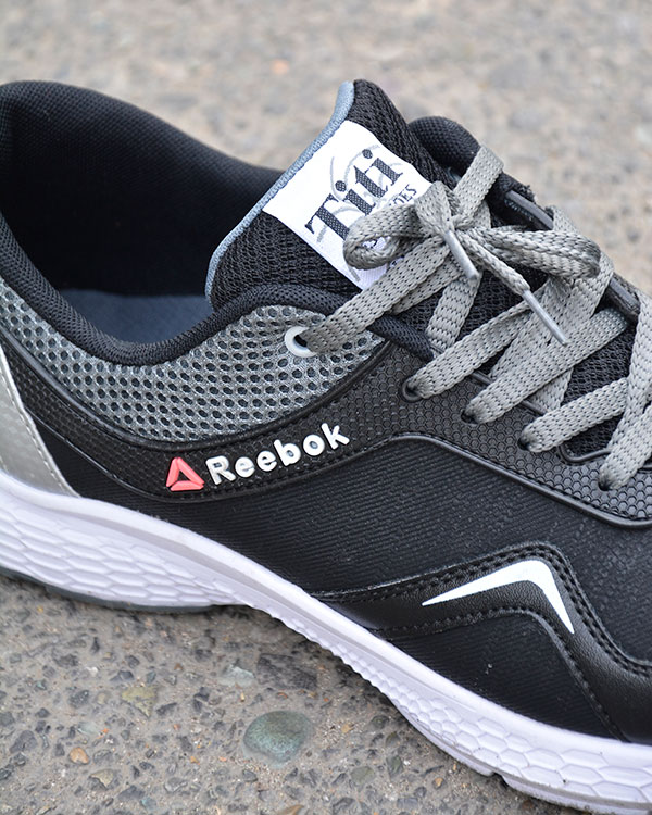 کفش ورزشی مردانه طرح Reebok مدل 1352