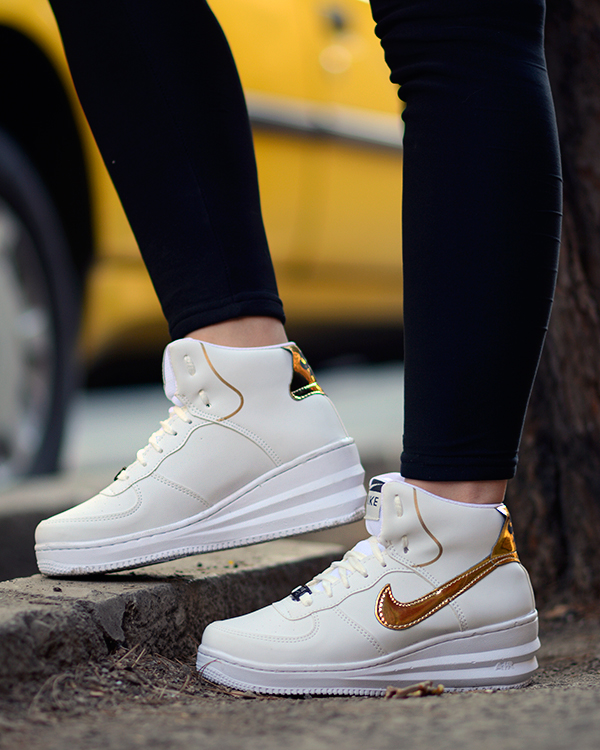 کفش نیم بوت دخترانه طرح Nike airمدل 3320